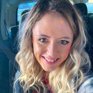 Meet your Posher, Regan